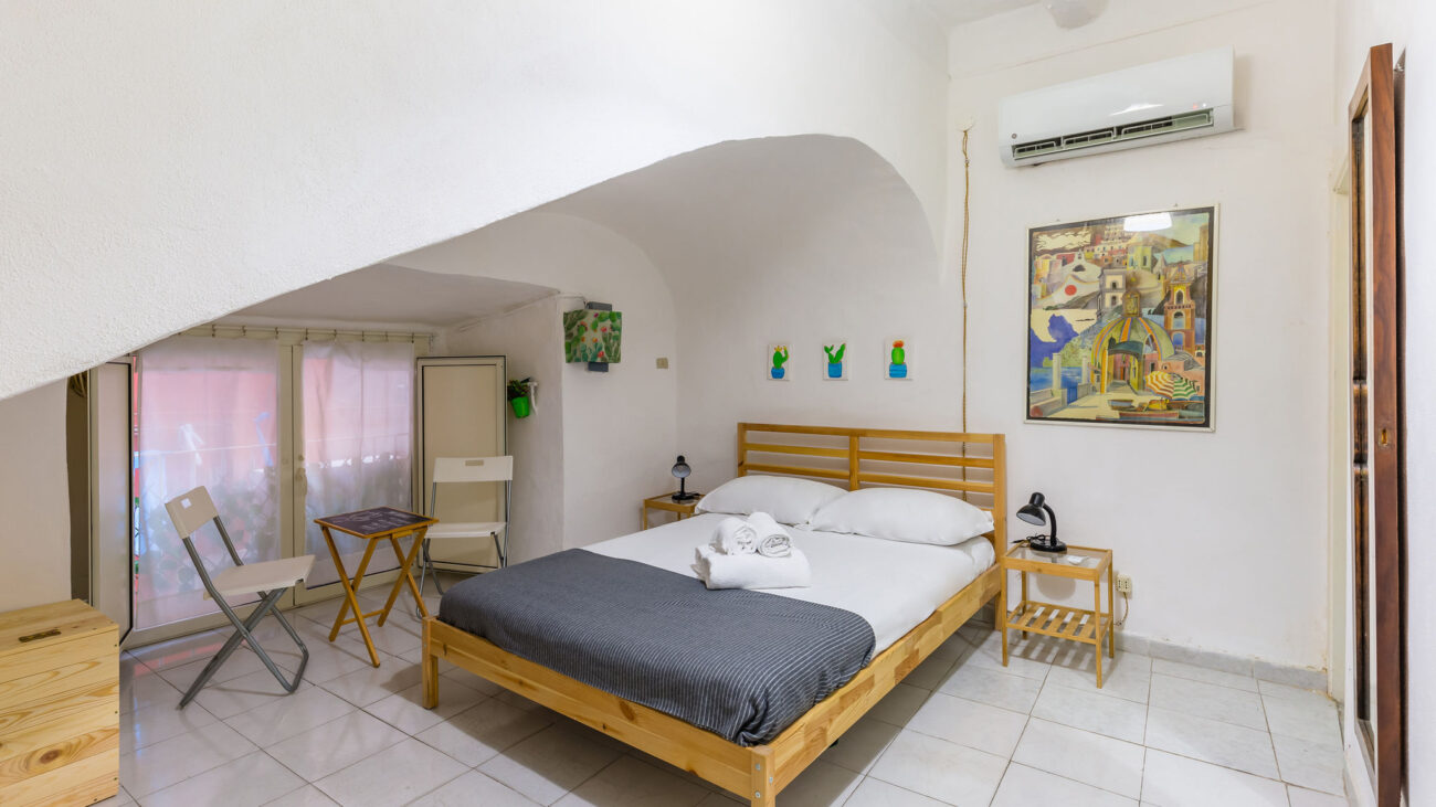 Double Room at Historical Palazzo Spinelli - 07