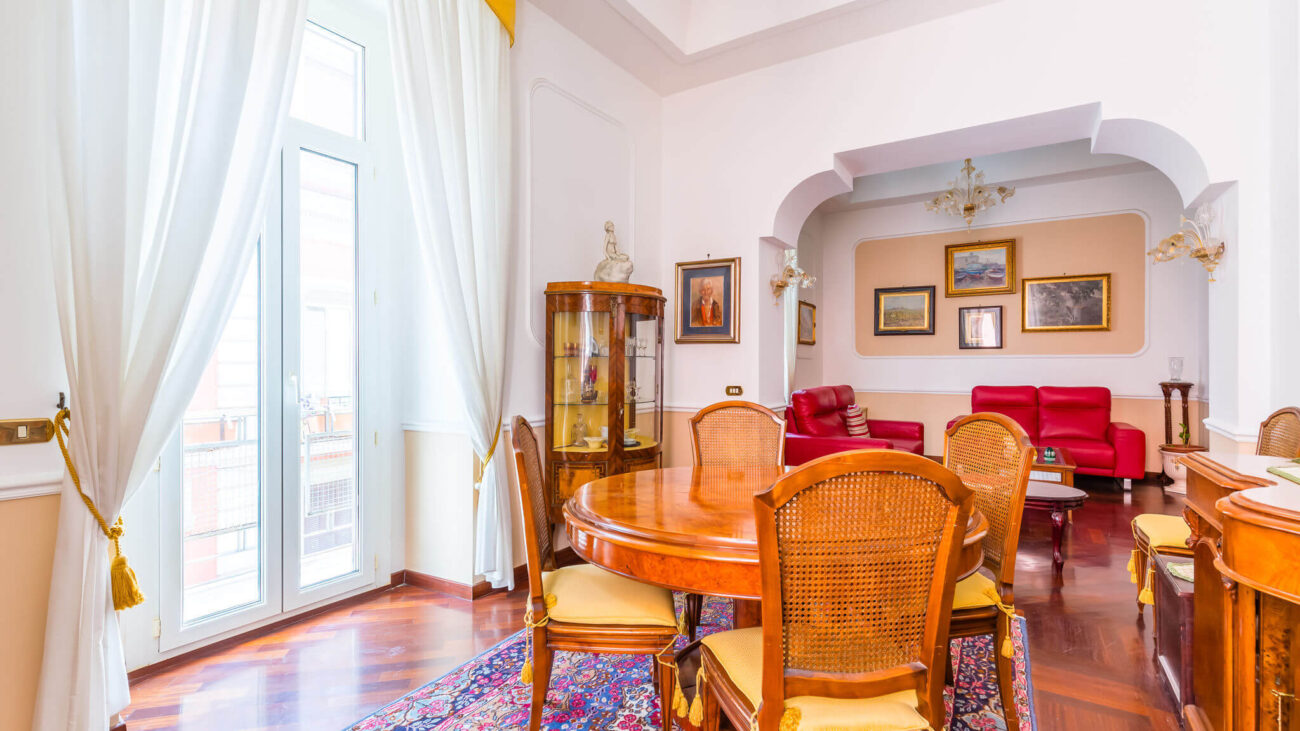 Grand Classic Apartment at San Martino - 5