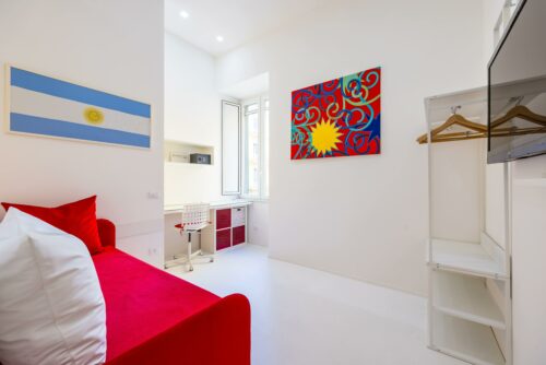 Morghen Red Passion and Pop Art by Napoliapartments - 25 min